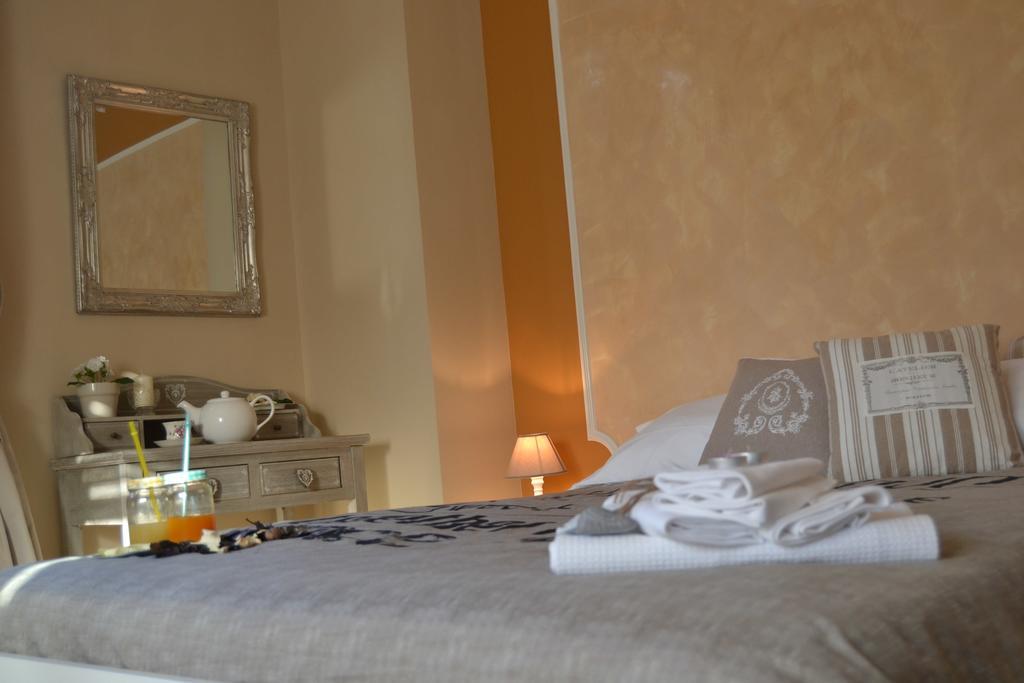 Un Tetto Di Stelle Deluxe Home Salernes Chambre photo