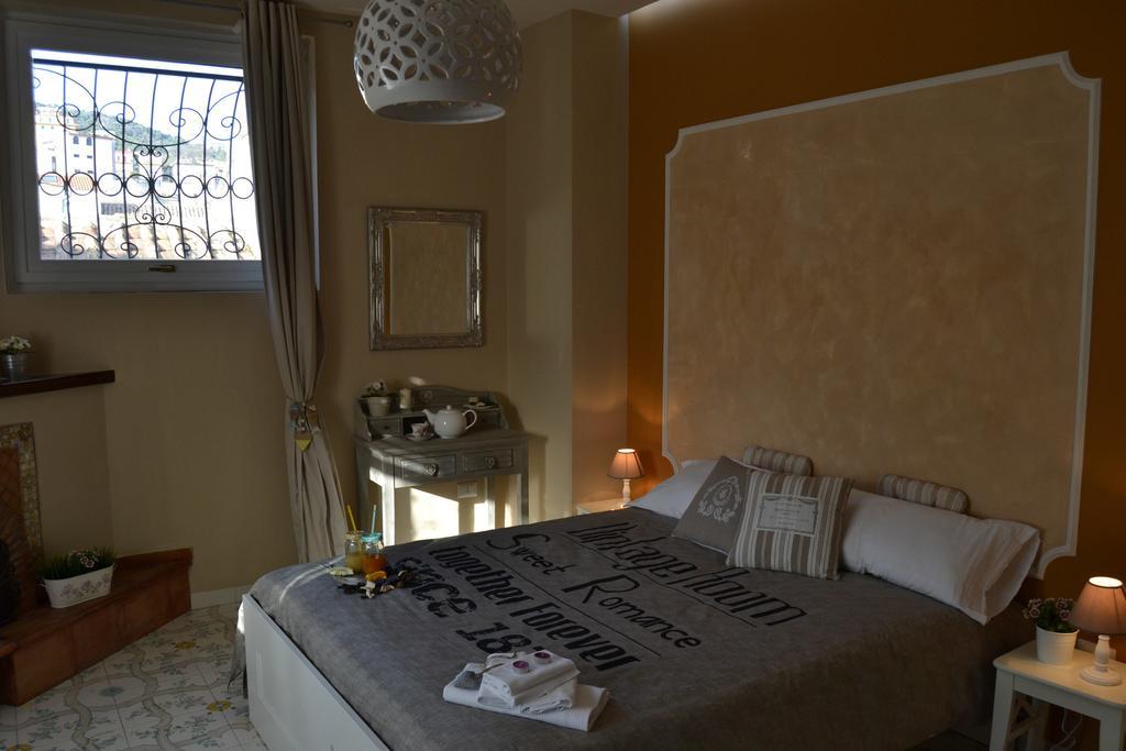 Un Tetto Di Stelle Deluxe Home Salernes Chambre photo